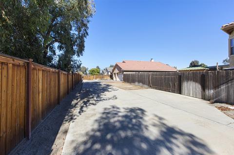 8577 Paseo De Los Castillos, Santee, CA 92071 photo 21