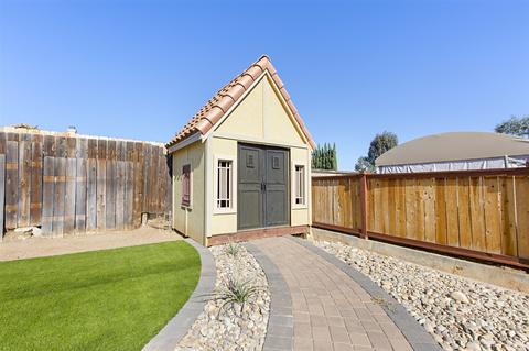 8577 Paseo De Los Castillos, Santee, CA 92071 photo 24