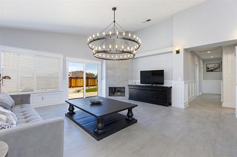 8577 Paseo De Los Castillos, Santee, CA 92071 photo 14