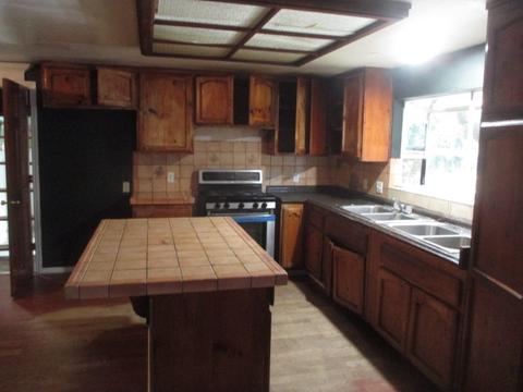 421 Hill Dr, Vista, CA 92083 photo 9