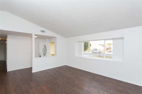 727 Butterfield Rd, Oceanside, CA 92057 photo 7