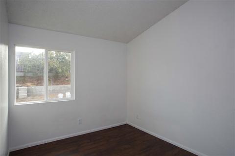 727 Butterfield Rd, Oceanside, CA 92057 photo 12