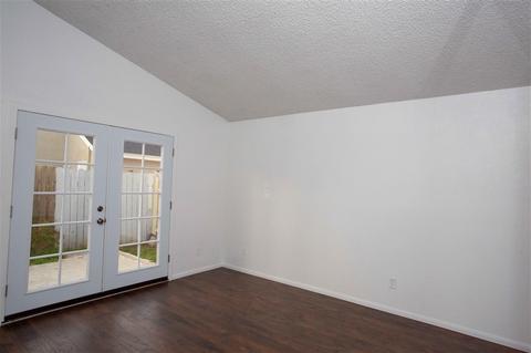 727 Butterfield Rd, Oceanside, CA 92057 photo 10