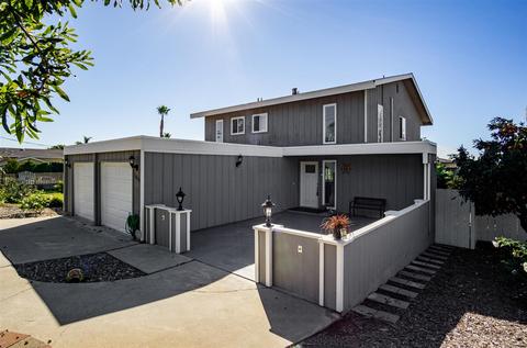 1419 Hunsaker, Oceanside, CA 92054 photo 2