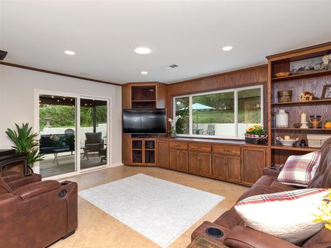 1942 Winterwarm Dr, Fallbrook, CA 92028 photo 10