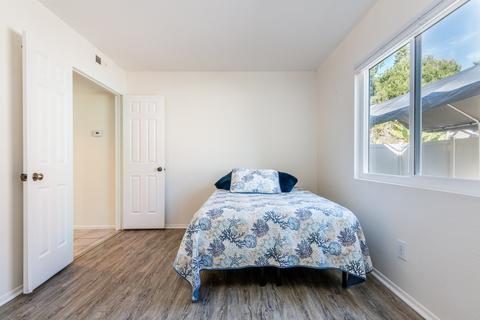 360 Apollo Dr, Vista, CA 92084 photo 10