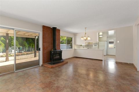 1844 David Dr, Escondido, CA 92026 photo 7