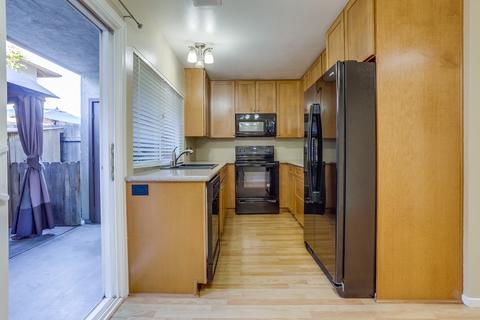 328 Graves Ct, El Cajon, CA 92021 photo 9