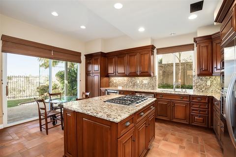 7251 Surfbird Cir, Carlsbad, CA 92011 photo 5