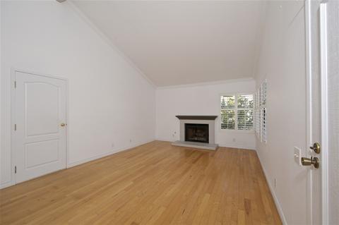3261 Caminito Ameca, La Jolla, CA 92037 photo 5