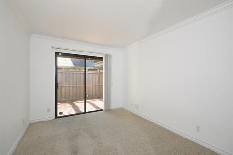 3261 Caminito Ameca, La Jolla, CA 92037 photo 10