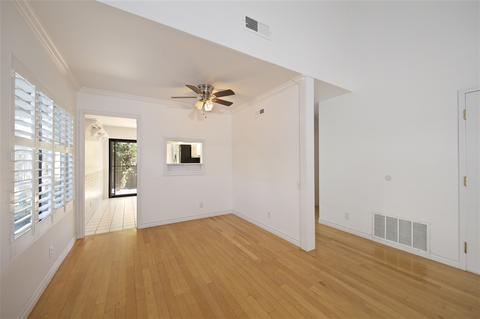 3261 Caminito Ameca, La Jolla, CA 92037 photo 7