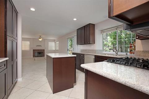 463 Via Cruz, Oceanside, CA 92057 photo 6