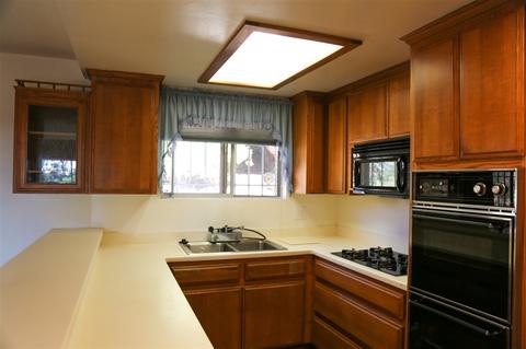 3810 Costa Bella Dr, La Mesa, CA 91941 photo 10
