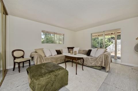 3160 Camino Crest Dr, Oceanside, CA 92056 photo 8
