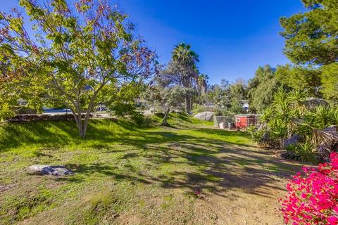 620 Lynnette Cir, Vista, CA 92084 photo 24
