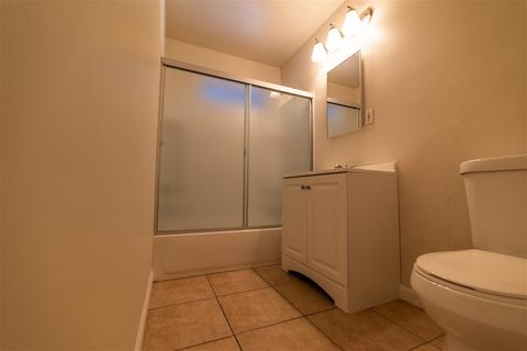 1410 W Summit St, Long Beach, CA 90810 photo 12