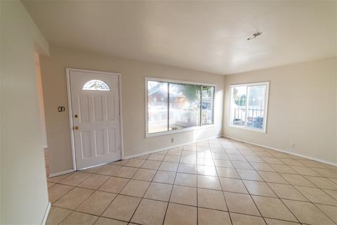 1410 W Summit St, Long Beach, CA 90810 photo 6