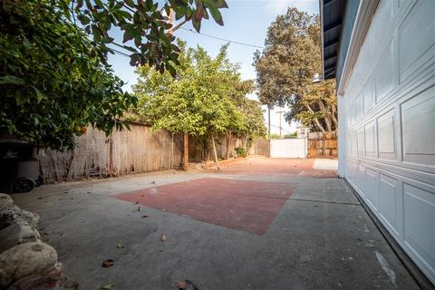 1410 W Summit St, Long Beach, CA 90810 photo 3