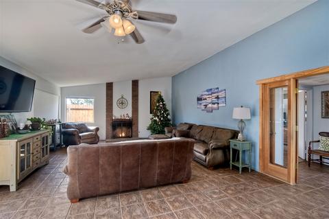 1857 Tule Ct, Carlsbad, CA 92011 photo 3