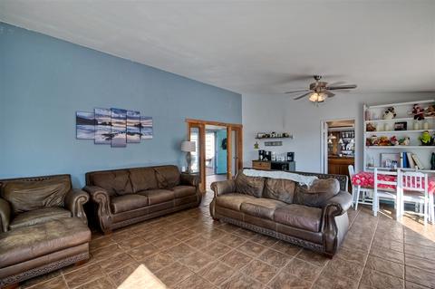 1857 Tule Ct, Carlsbad, CA 92011 photo 4