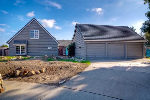 1857 Tule Ct, Carlsbad, CA 92011 photo 1