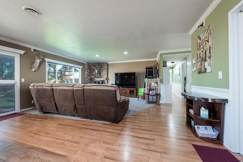 10245 Santana St, Santee, CA 92071 photo 8