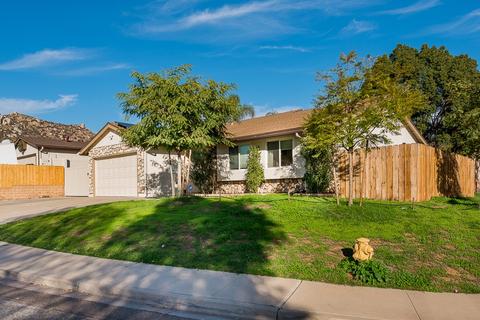 10245 Santana St, Santee, CA 92071 photo 2