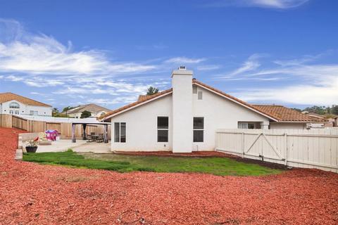 1374 Wagon Gln, Escondido, CA 92027 photo 12