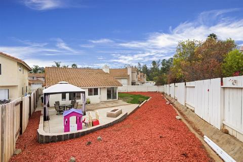1374 Wagon Gln, Escondido, CA 92027 photo 10