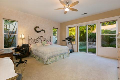 1261 Belleflower, Carlsbad, CA 92011 photo 12