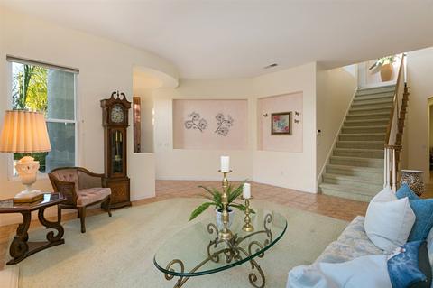 1261 Belleflower, Carlsbad, CA 92011 photo 5