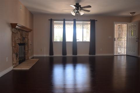 13486 Apple Blossom Ln, Apple Valley, CA 92308 photo 5