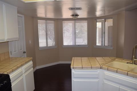 13486 Apple Blossom Ln, Apple Valley, CA 92308 photo 8