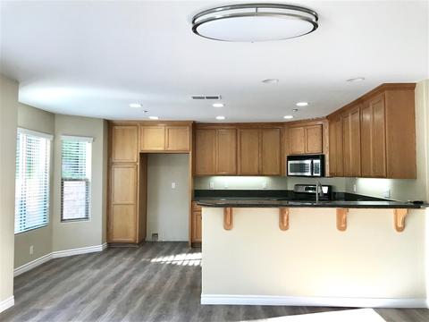 9505 Paseo De Los Castillos, Santee, CA 92071 photo 6
