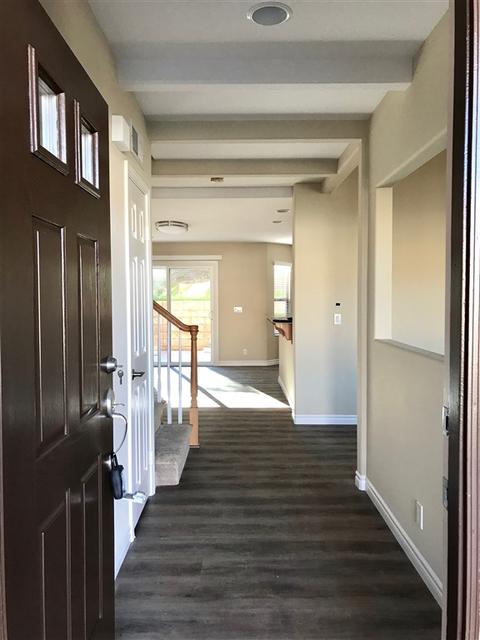 9505 Paseo De Los Castillos, Santee, CA 92071 photo 4