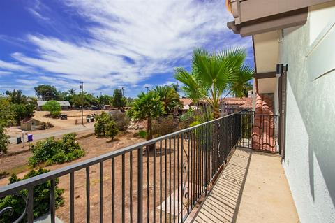 676 Ora Avo Dr, Vista, CA 92084 photo 11