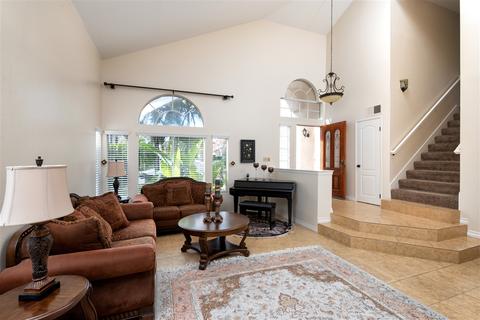 1642 Pinnacle Way, Vista, CA 92081 photo 6