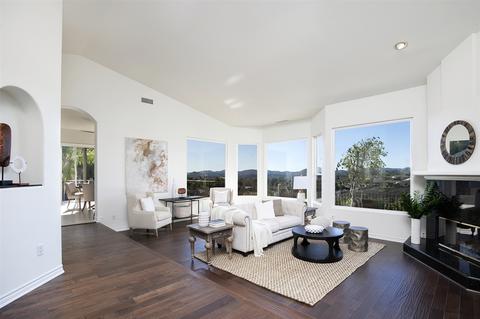 2461 Oak Canyon Pl, Escondido, CA 92025 photo 4