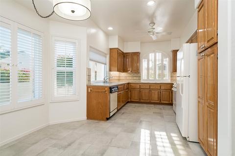 4950 Pylos Way, Oceanside, CA 92056 photo 9