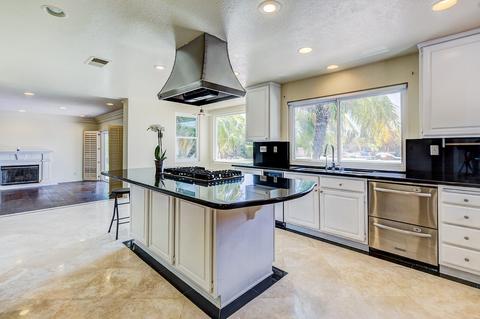 1882 Cabernet Dr, Chula Vista, CA 91913 photo 4