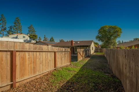 2430 S Barcelona St, Spring Valley, CA 91977 photo 22