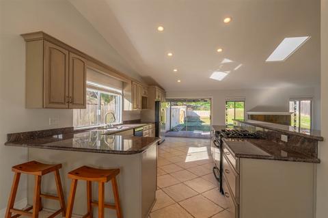 2430 S Barcelona St, Spring Valley, CA 91977 photo 8