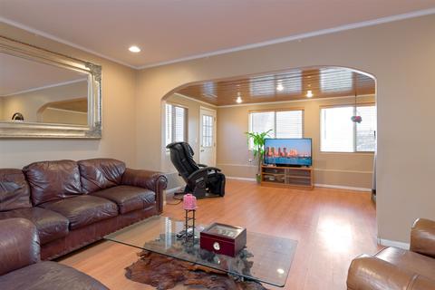 9224 Fairen Ln, Santee, CA 92071 photo 3