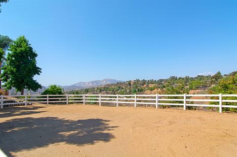 1070 S Grade Rd, Alpine, CA 91901 photo 2
