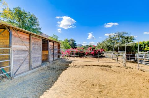 15621 El Monte Rd, Lakeside, CA 92040 photo 5