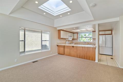 2015 Edinburg, Cardiff, CA 92007 photo 19
