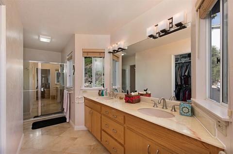 1537 Knoll Park Ln, Fallbrook, CA 92028 photo 10