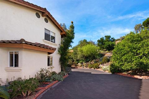 1537 Knoll Park Ln, Fallbrook, CA 92028 photo 21
