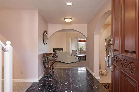 1537 Knoll Park Ln, Fallbrook, CA 92028 photo 3